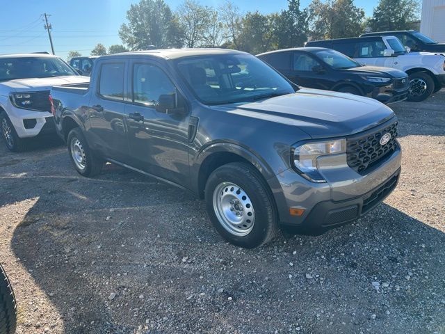 2025 Ford Maverick XL photo 3