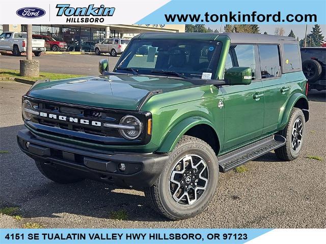 2025 Ford Bronco 4-Door Outer Banks's photo