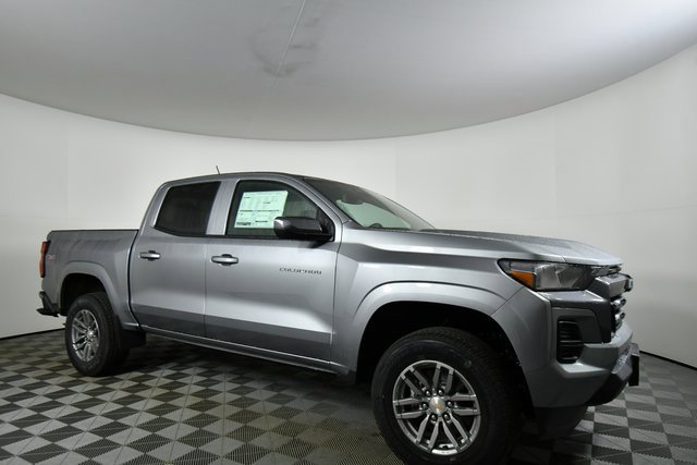 2026 Chevrolet Colorado LT photo 8