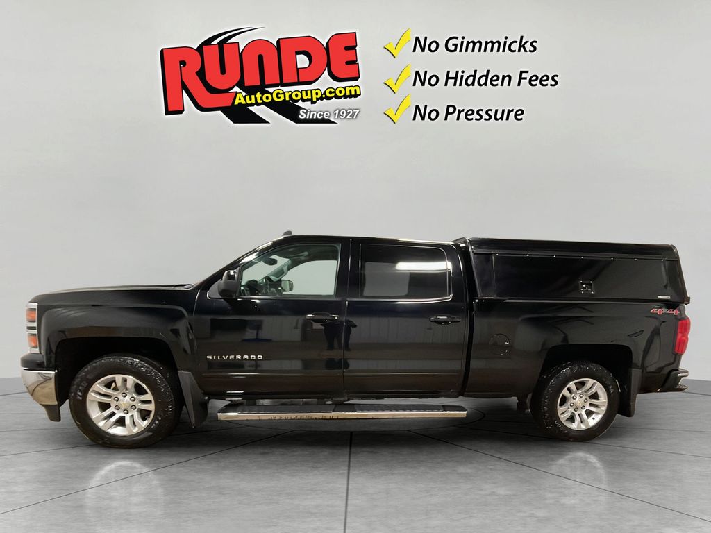 Used 2015 Chevrolet Silverado 1500 LT with VIN 3GCUKREC2FG492652 for sale in Manchester, IA