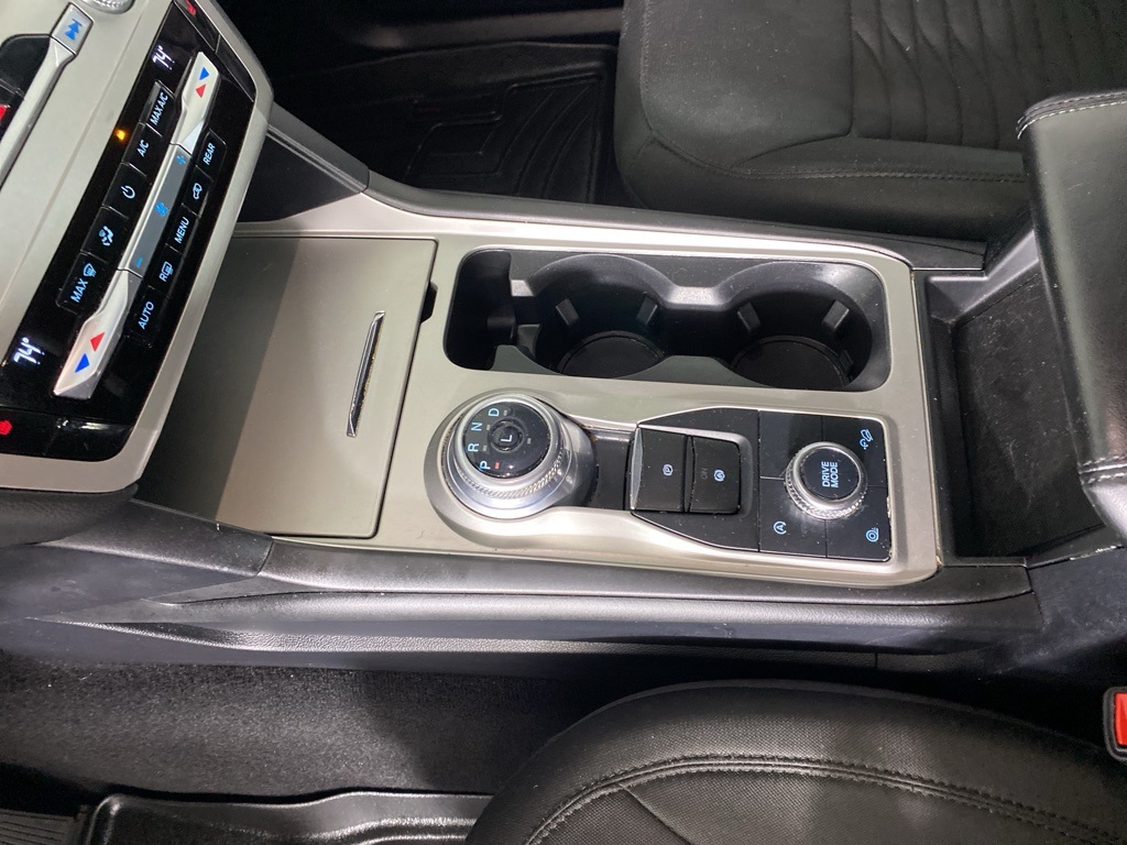 2021 Ford Explorer XLT photo 19