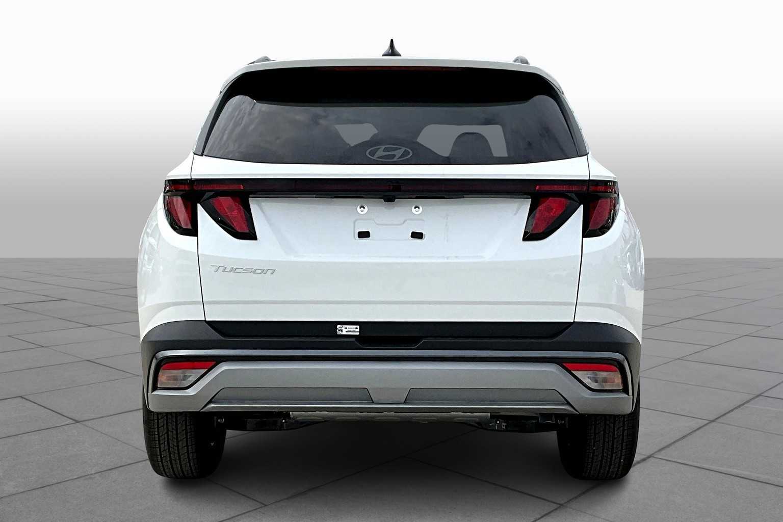 2025 Hyundai Tucson SEL photo 3
