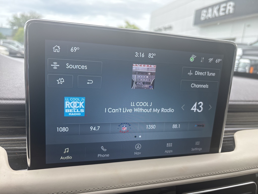 2021 Lincoln Aviator Black Label photo 26