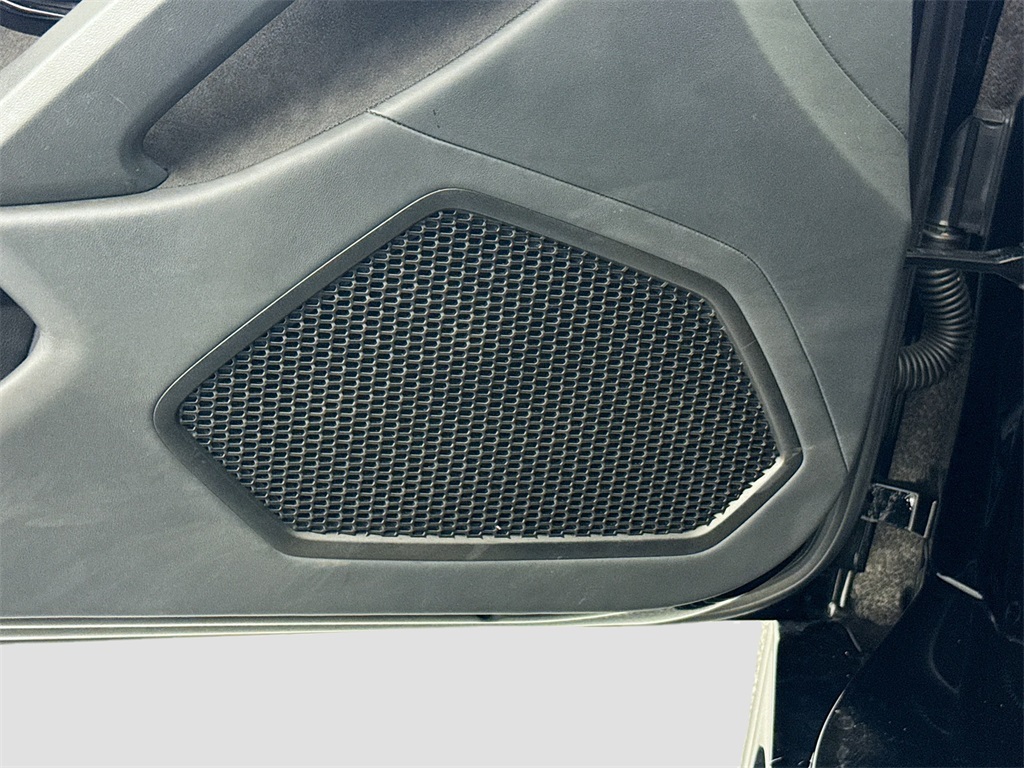 2020 Lamborghini Huracan Evo Base photo 18