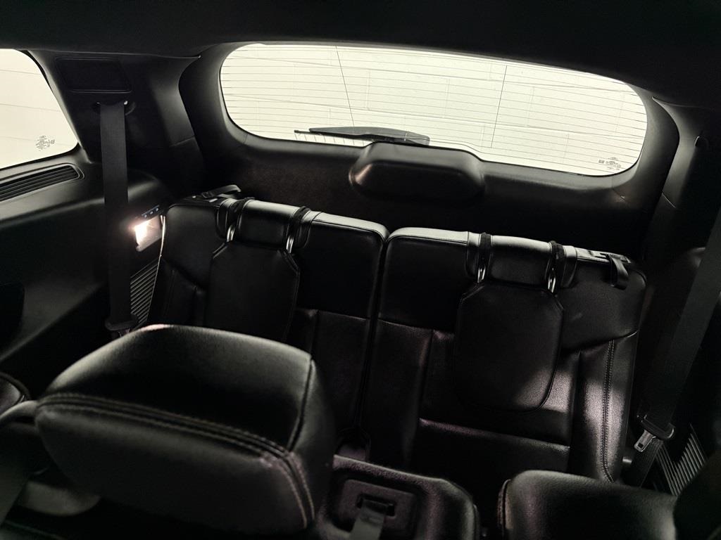 2020 Ford Explorer Limited photo 32