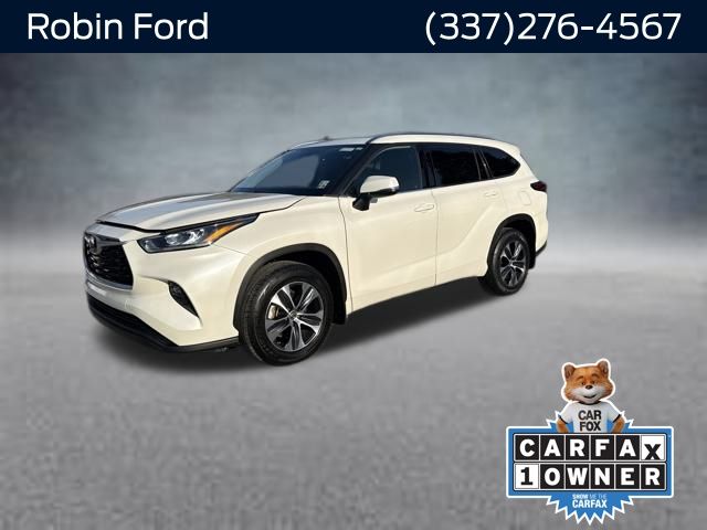 2020 Toyota Highlander XLE's photo