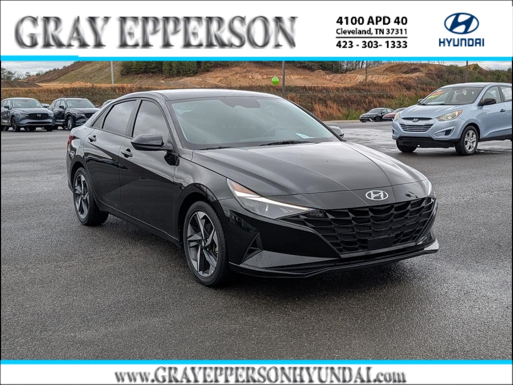 2023 Hyundai Elantra SEL's photo