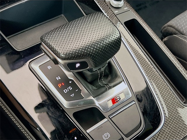 2022 Audi SQ5 Premium Plus photo 16