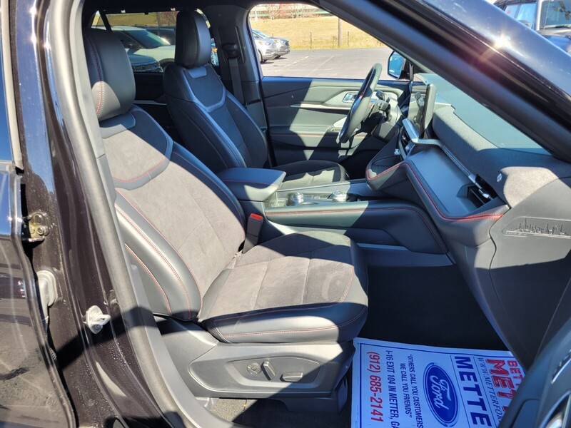 2025 Ford Explorer ST photo 14