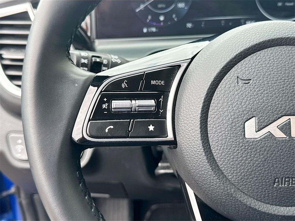 2024 Kia Seltos X-Line photo 12