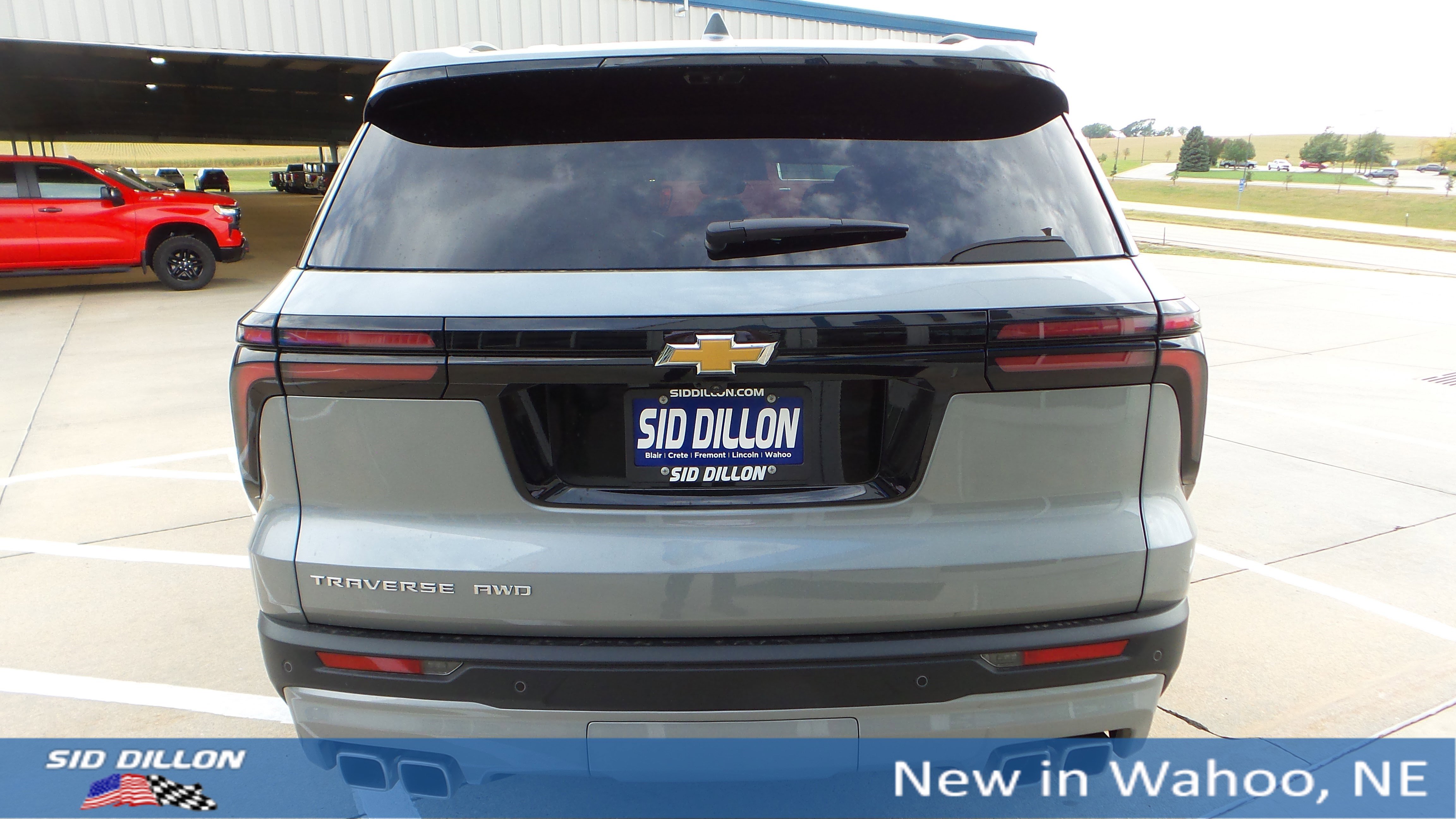 2026 Chevrolet Traverse photo 3