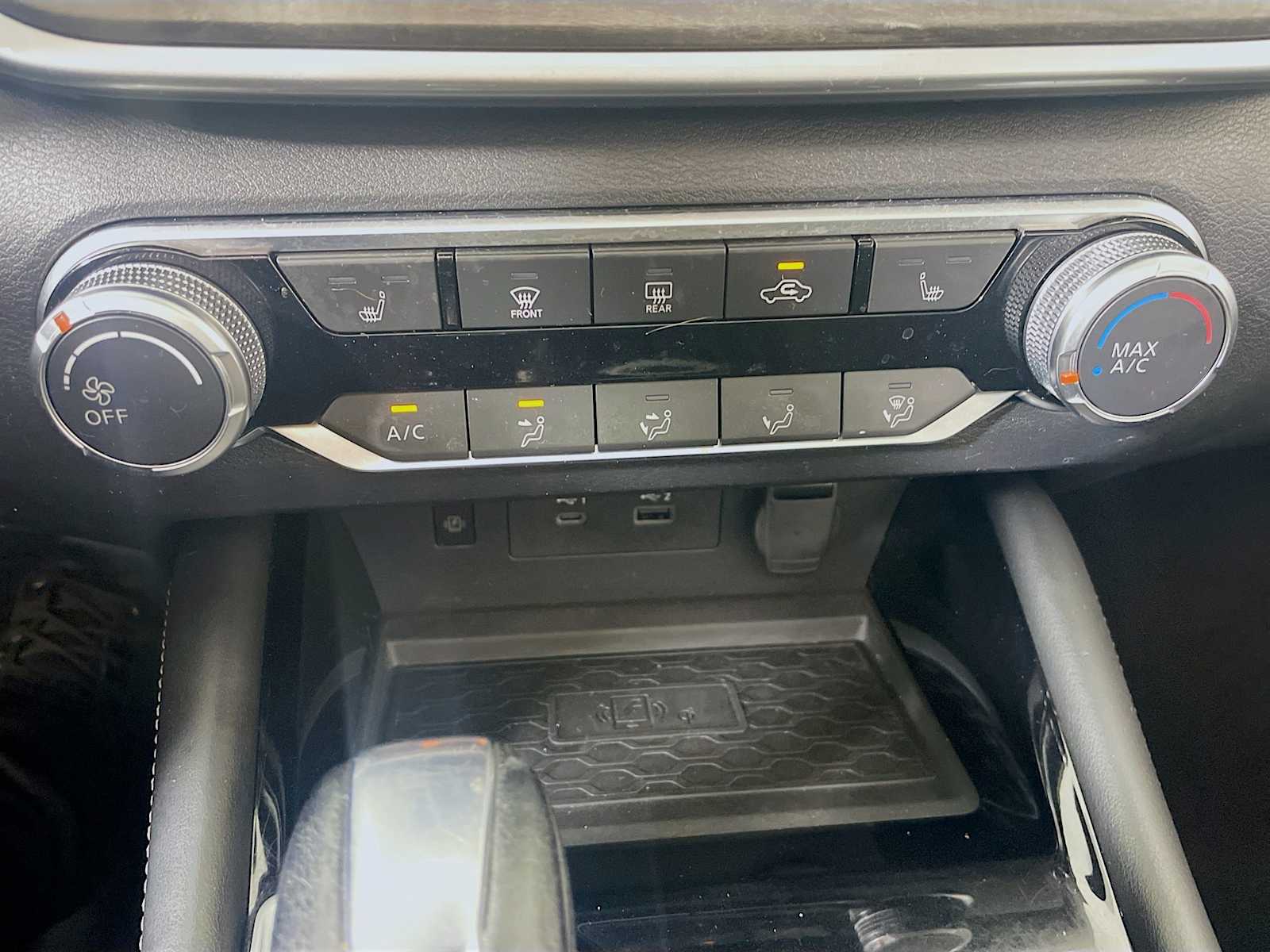 2023 Nissan Altima 2.5 SV photo 14