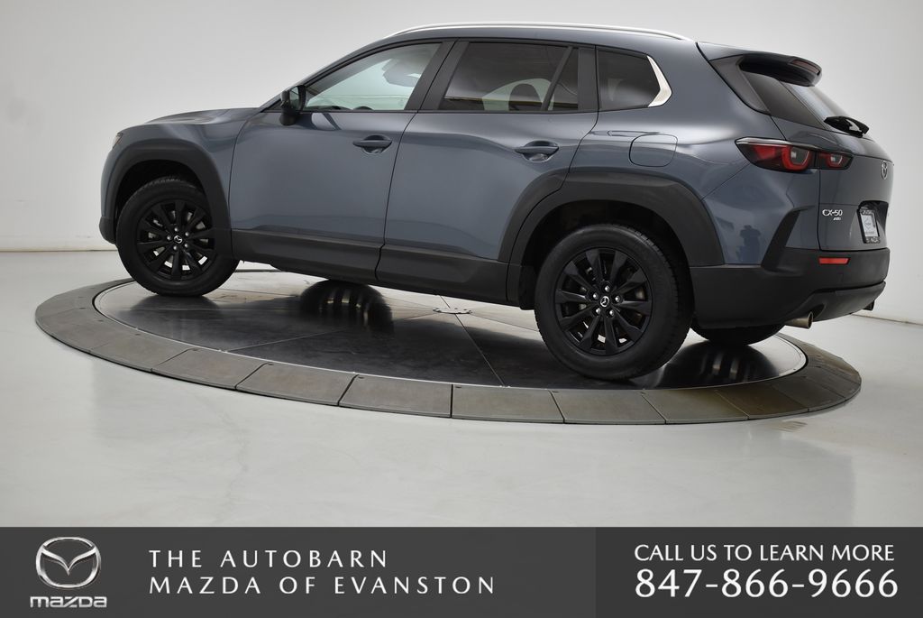 2023 Mazda CX-50 2.5 Preferred Plus photo 2