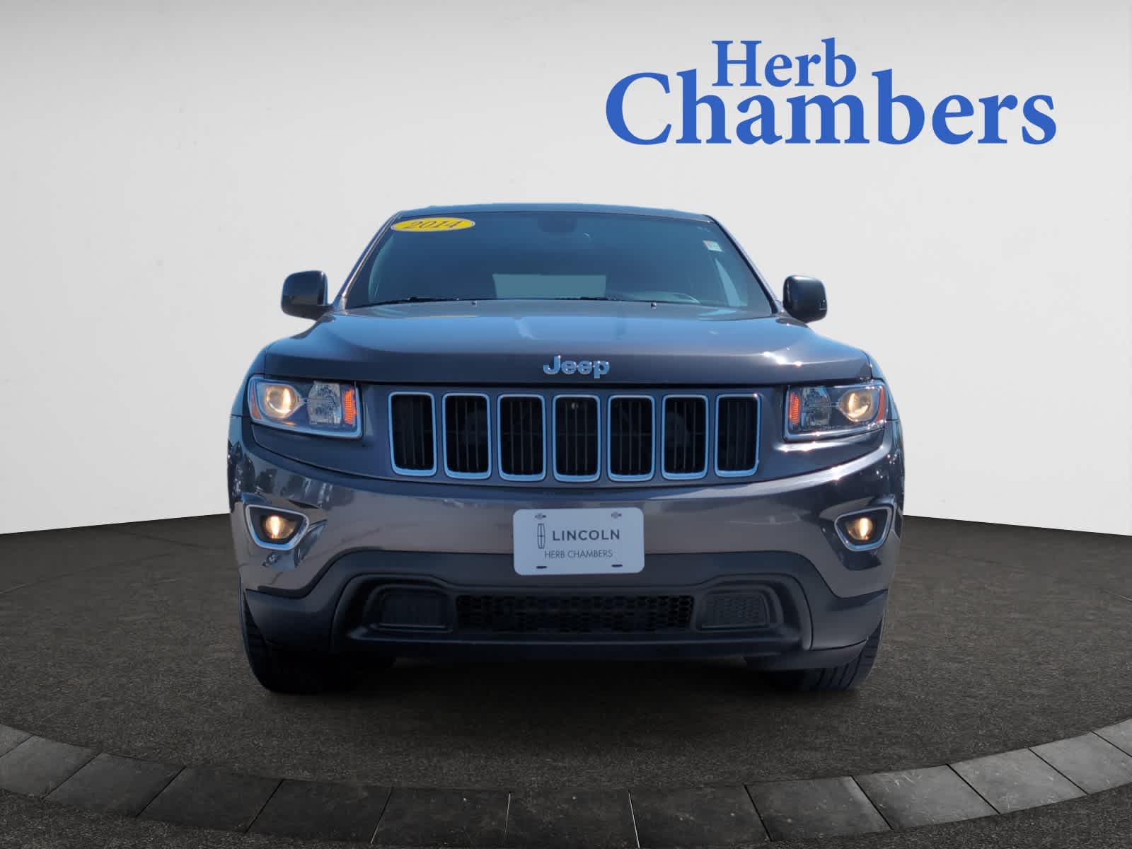 Used 2014 Jeep Grand Cherokee Laredo with VIN 1C4RJFAG8EC169238 for sale in Warwick, RI