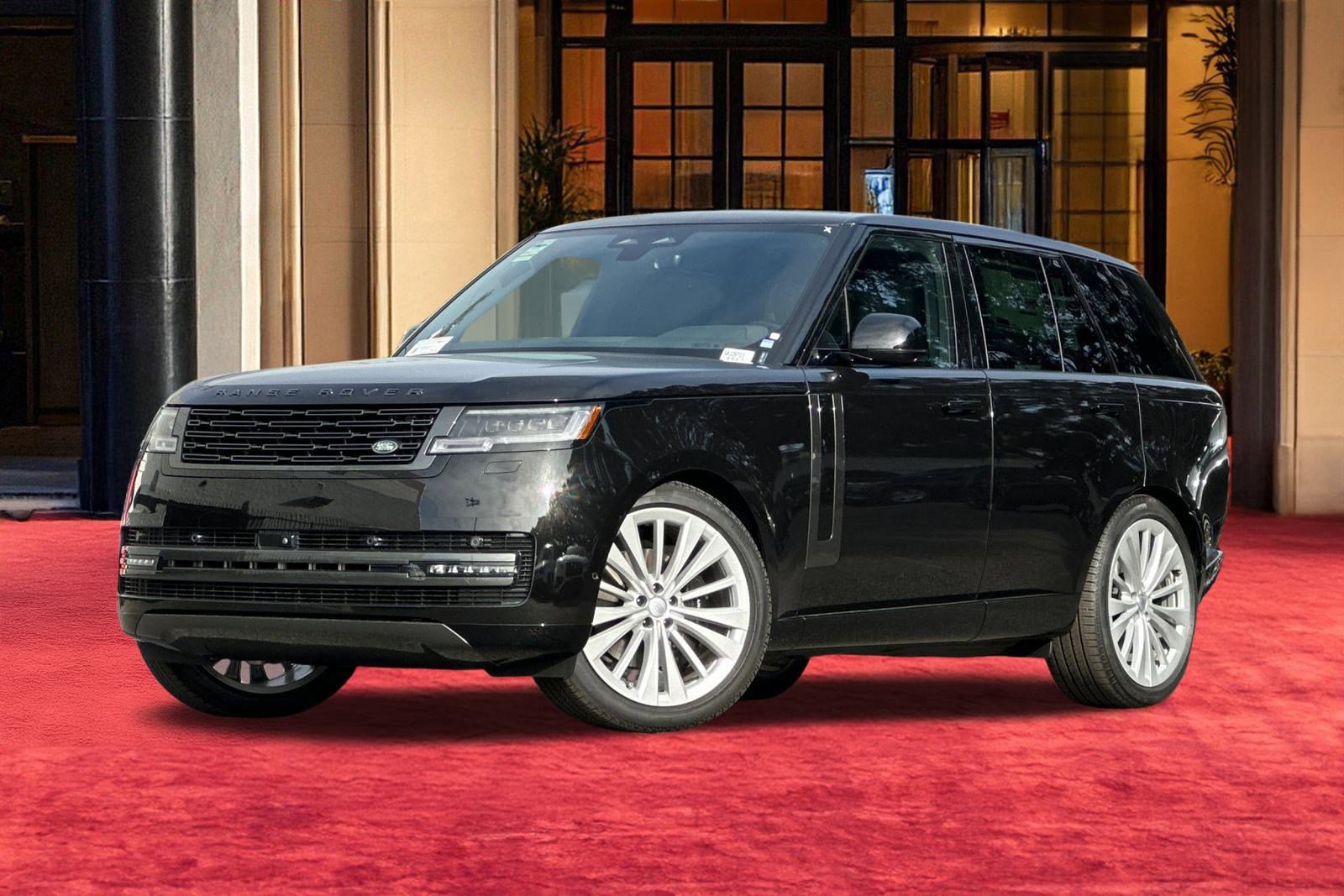 2025 Land Rover Range Rover SE's photo