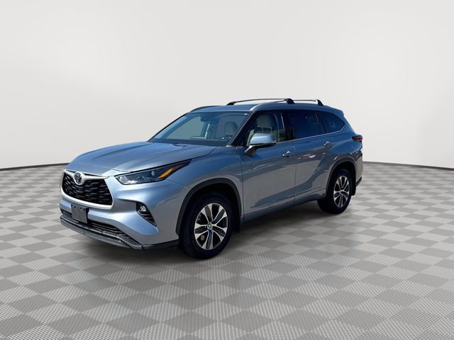 2022 Toyota Highlander XLE photo 4