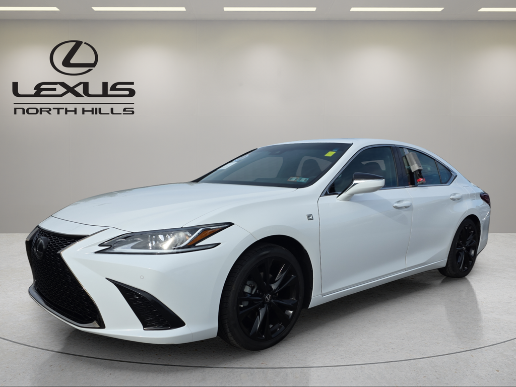 2022 Lexus ES F SPORT's photo