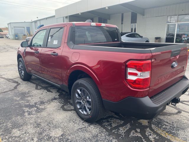 2025 Ford Maverick XLT photo 3