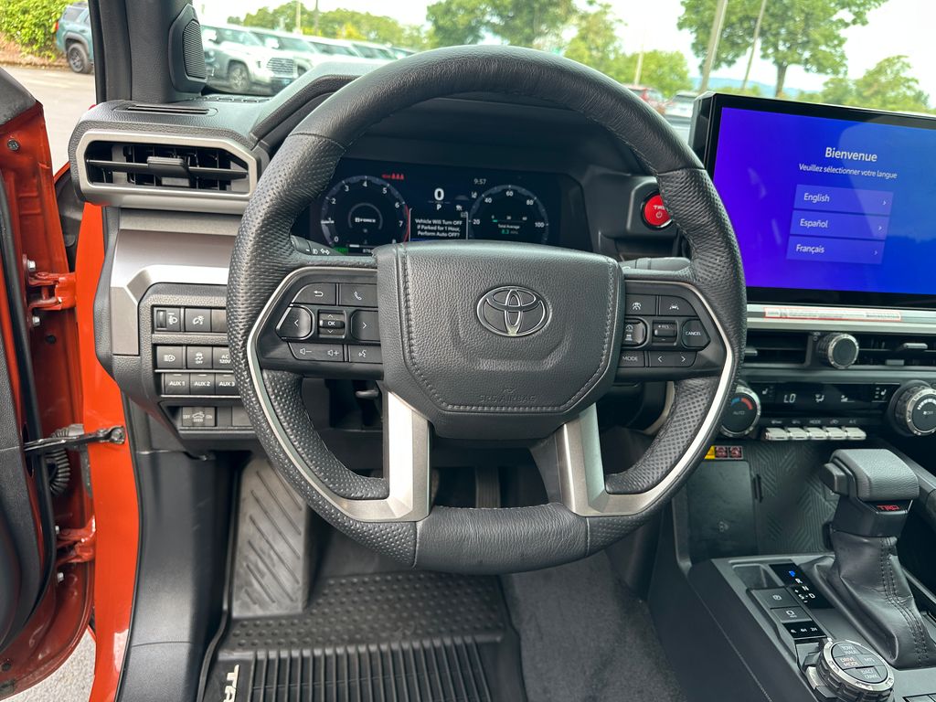 2025 Toyota Tacoma TRD photo 18