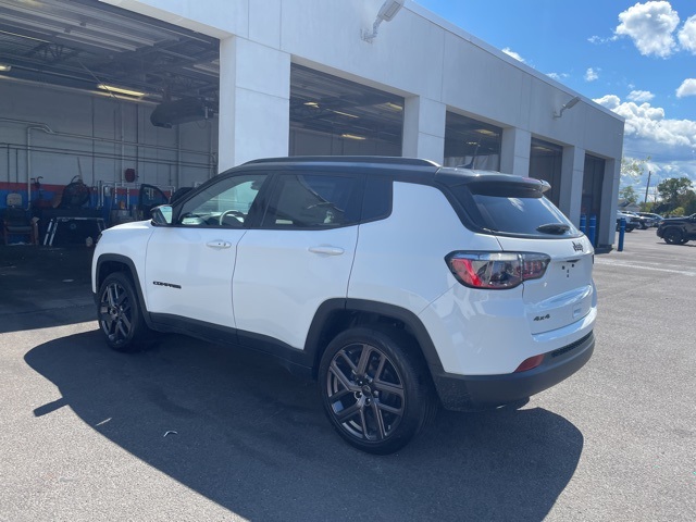 2025 Jeep Compass Limited photo 4