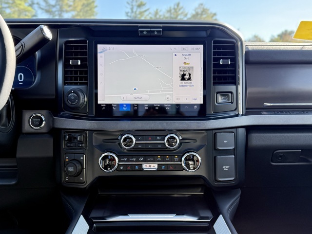 2026 Ford F-350 Platinum photo 23