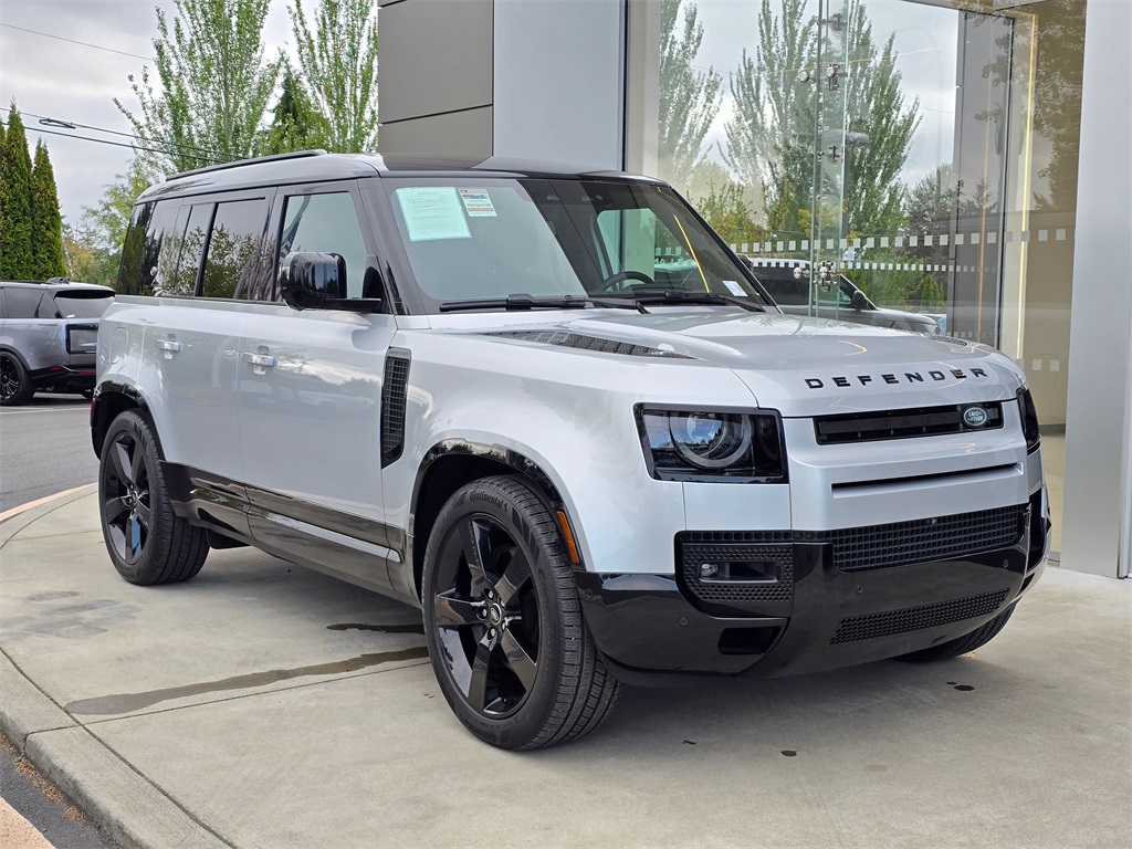 2024 Land Rover Defender 110 X-Dynamic SE photo 7