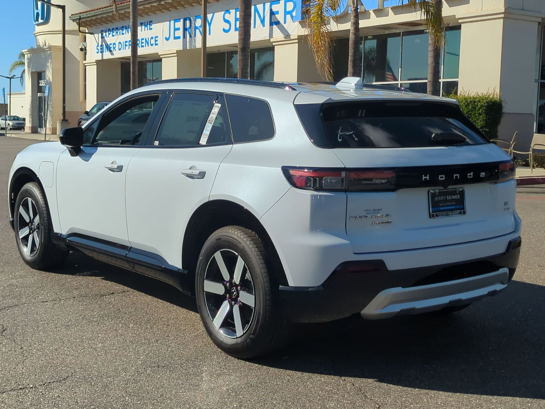 2026 Honda Prologue Touring photo 2