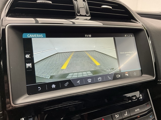 2018 Jaguar XE R-Sport photo 5