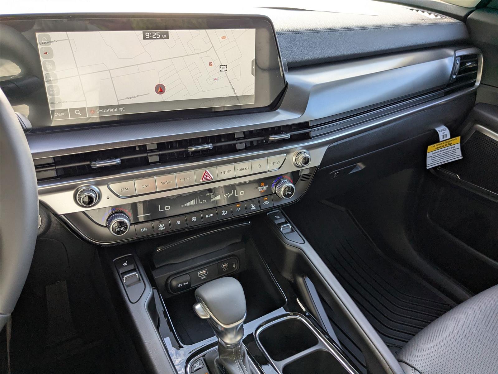 2025 Kia Telluride S photo 20
