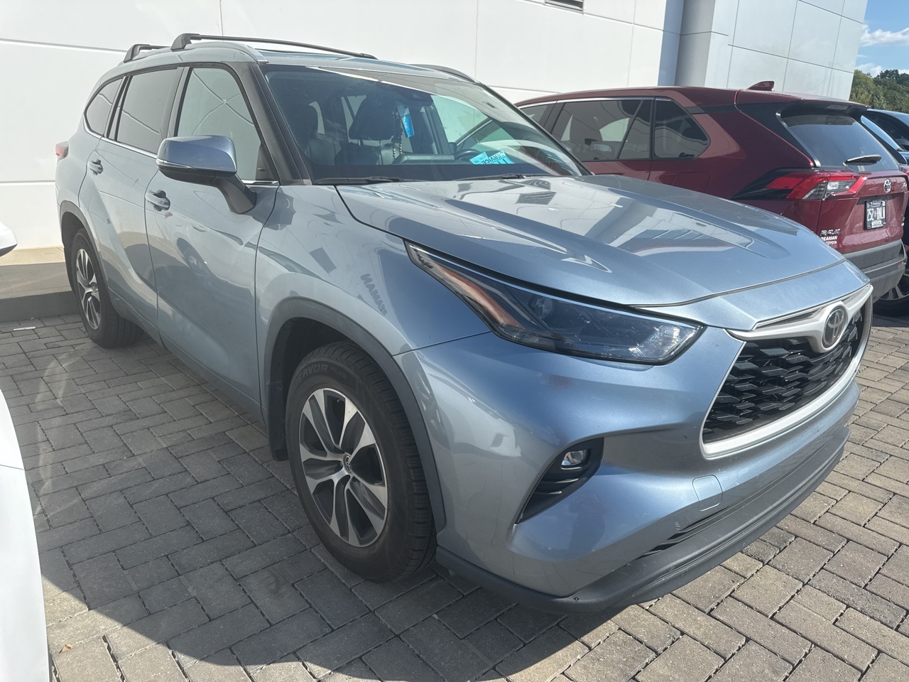 2022 Toyota Highlander XLE photo 4