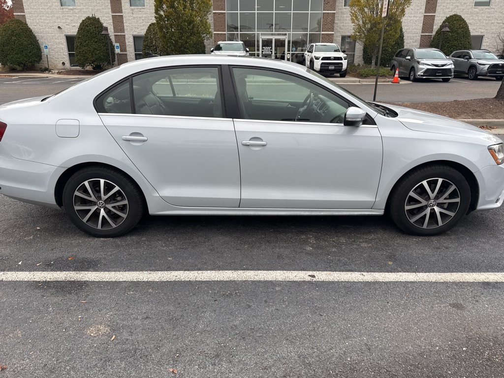 Used 2017 Volkswagen Jetta SE with VIN 3VWDB7AJ1HM286328 for sale in Midlothian, VA