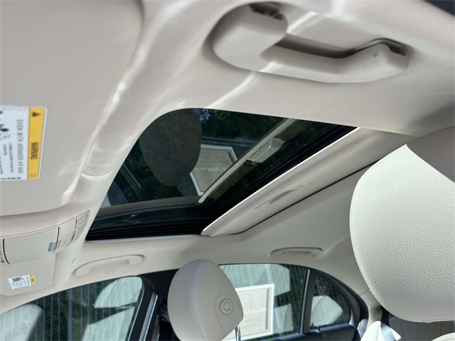 2023 Mercedes Benz E 350 4MATIC photo 16