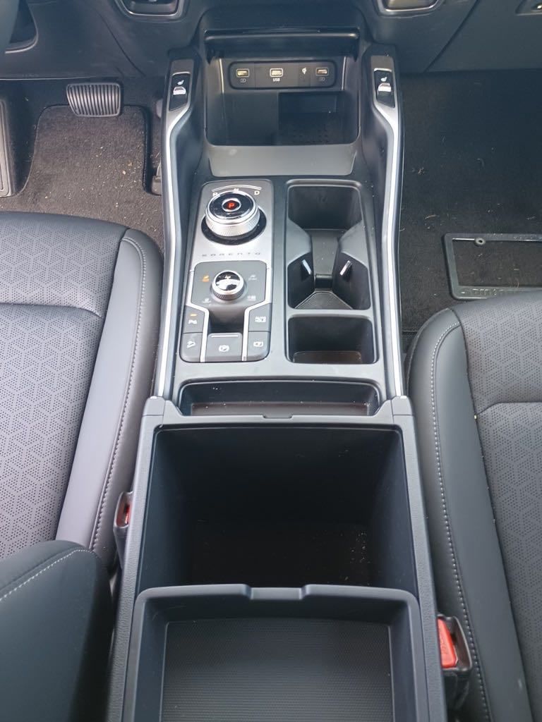 2023 Kia Sorento Hybrid EX photo 16