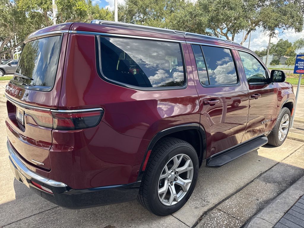 2022 Jeep Wagoneer Series II photo 2