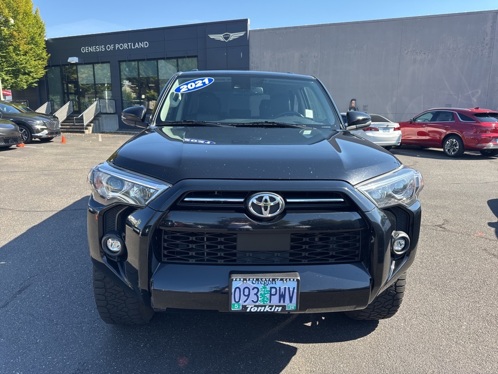 2021 Toyota 4Runner SR5 Premium photo 2