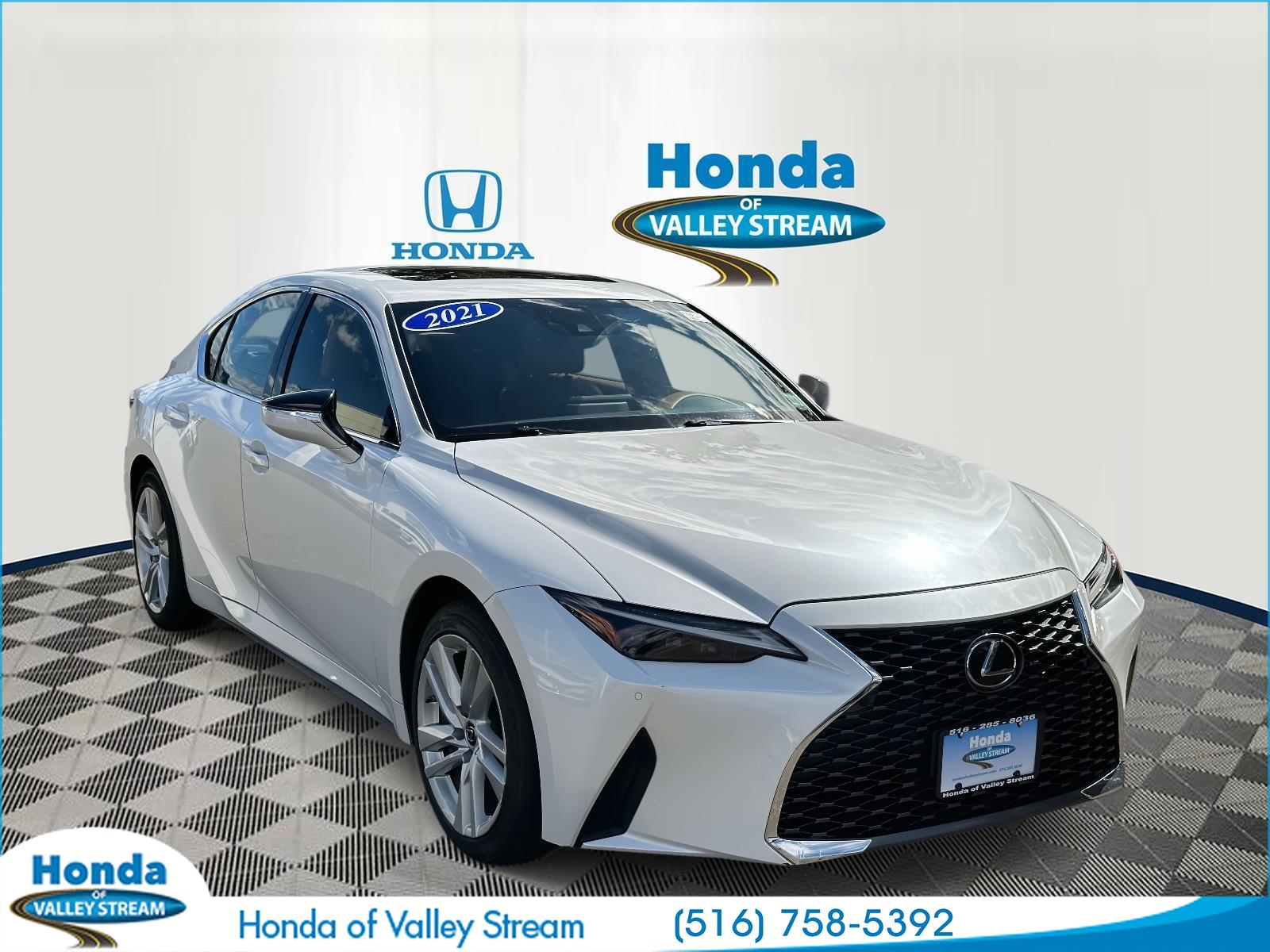 2021 Lexus IS