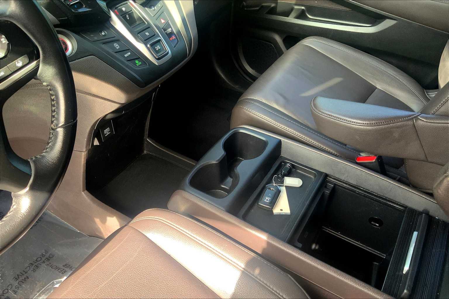 2020 Honda Odyssey EX-L photo 16