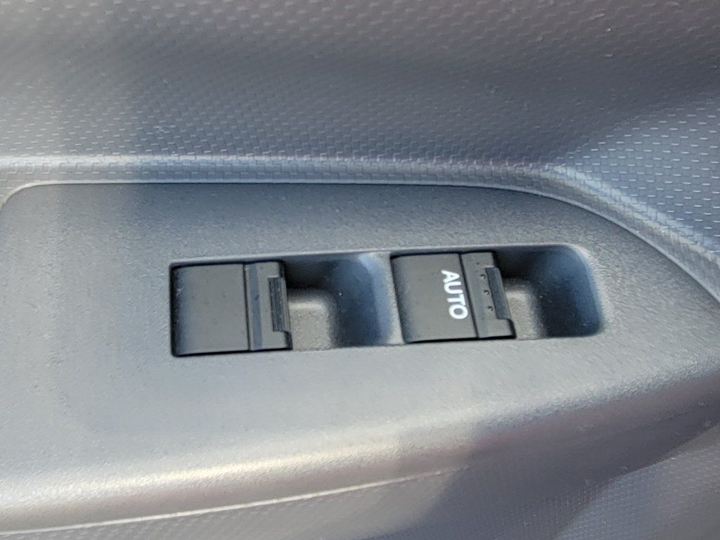2023 Chevrolet Silverado Base photo 14