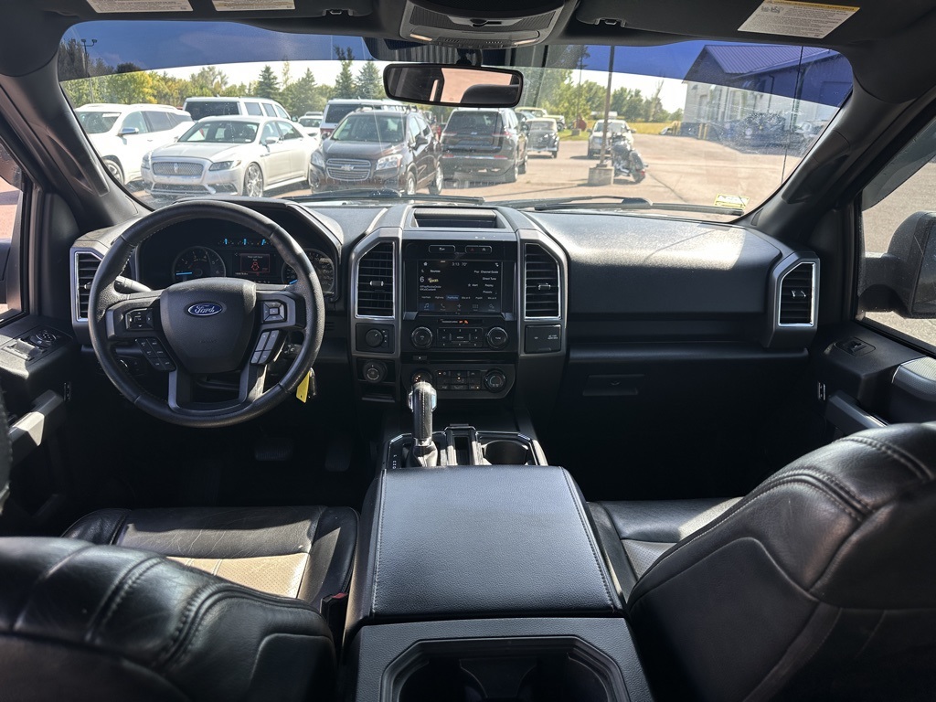 2016 Ford F-150 XLT photo 19