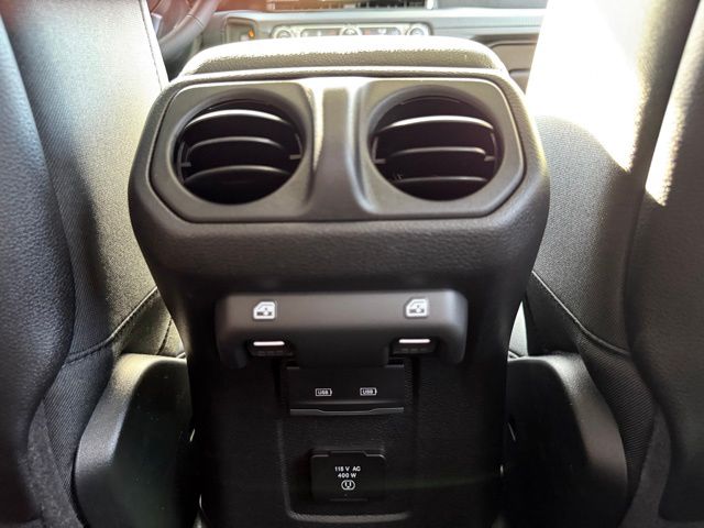 2025 Jeep Gladiator Mojave photo 20