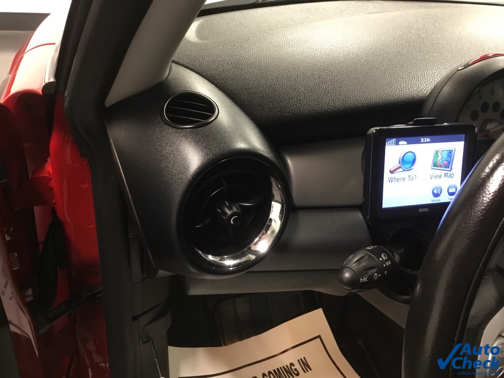 2010 Mini Clubman Base photo 35