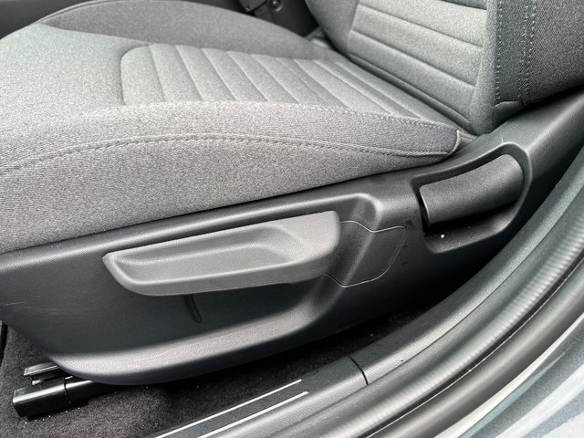 2025 Kia K4 EX photo 12