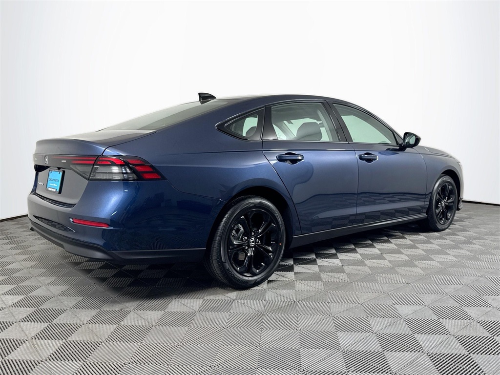 2025 Honda Accord SE photo 11