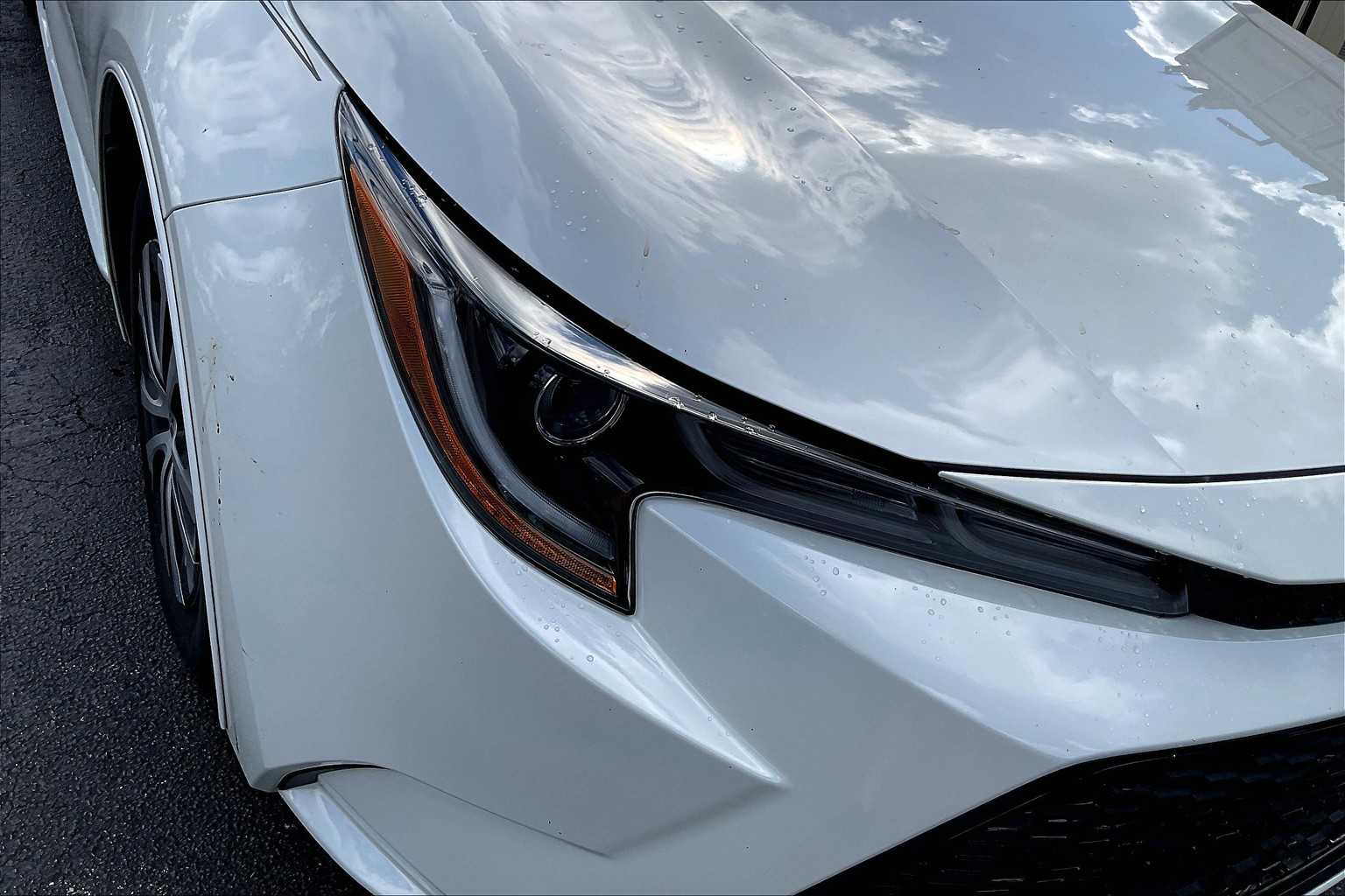 2021 Toyota Corolla Hybrid LE photo 26