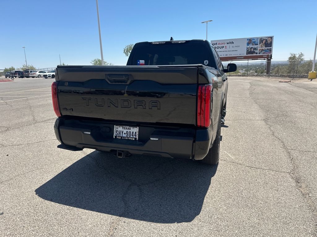 2023 Toyota Tundra SR5 CrewMax photo 14