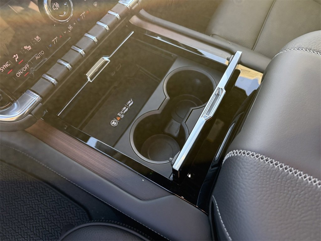 2026 GMC YUKON XL - Image 25