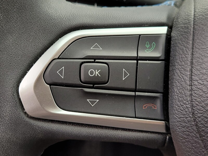 2022 Jeep Compass Latitude photo 24
