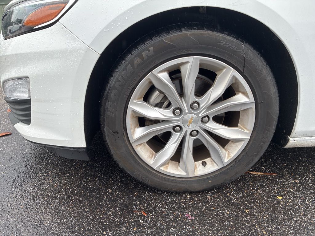 2024 Chevrolet Malibu 1LT photo 9