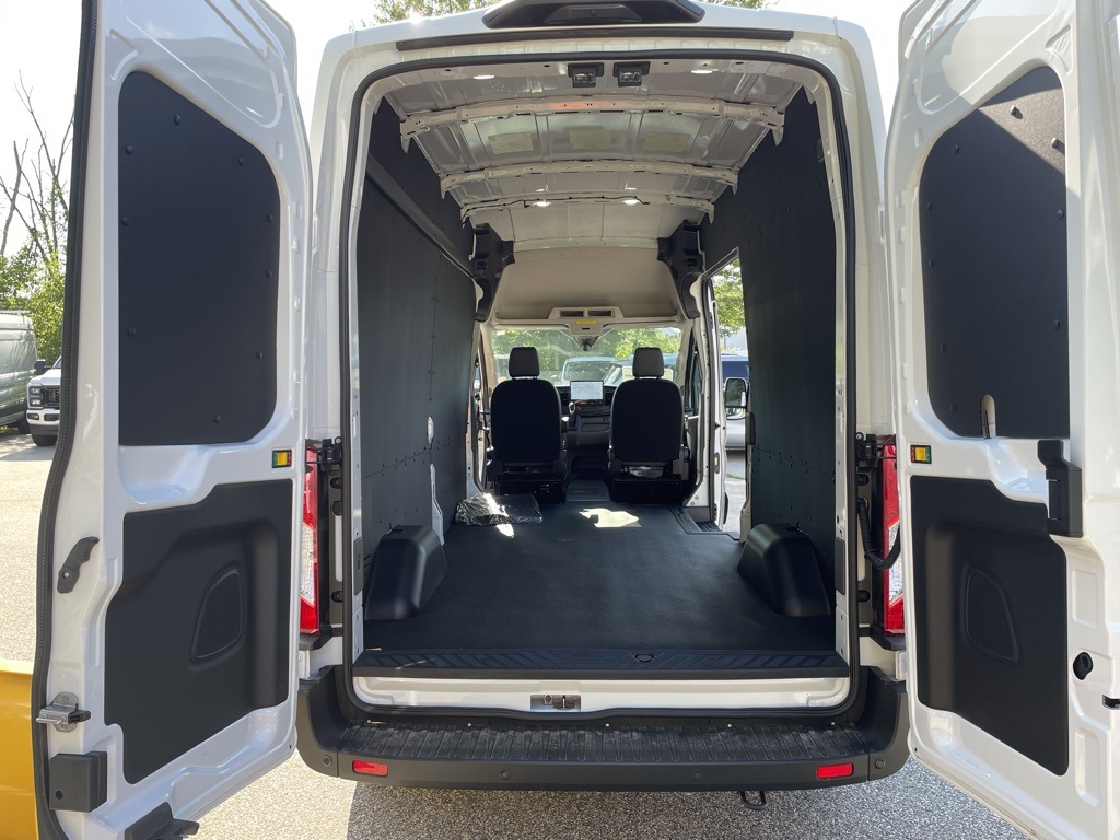 2025 Ford Transit Cargo photo 14