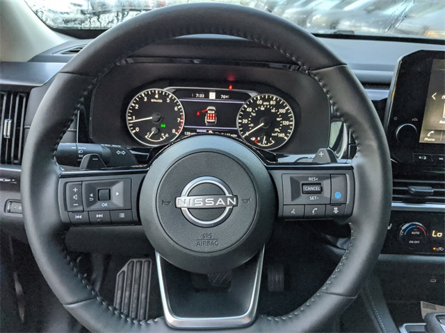 2025 Nissan Pathfinder SL photo 21